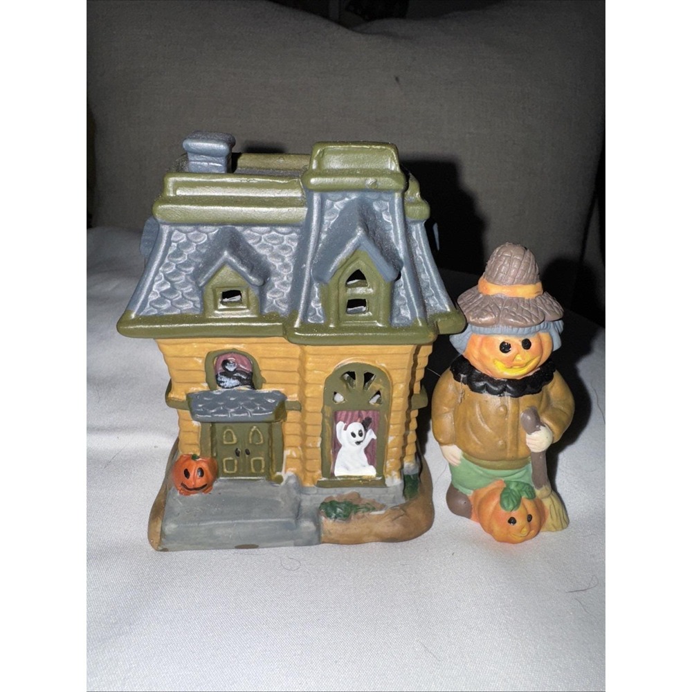 Haunted House Porcelain Village Light Up Halloween Ghost Jack o Lantern Skeleton